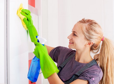 Steam carpet cleaning in Rayners Lane for refreshed home carpets